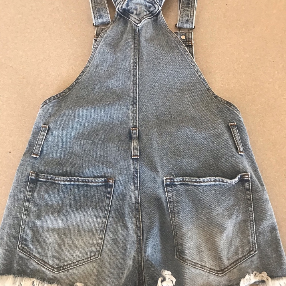 overalls - Picture 2 of 5